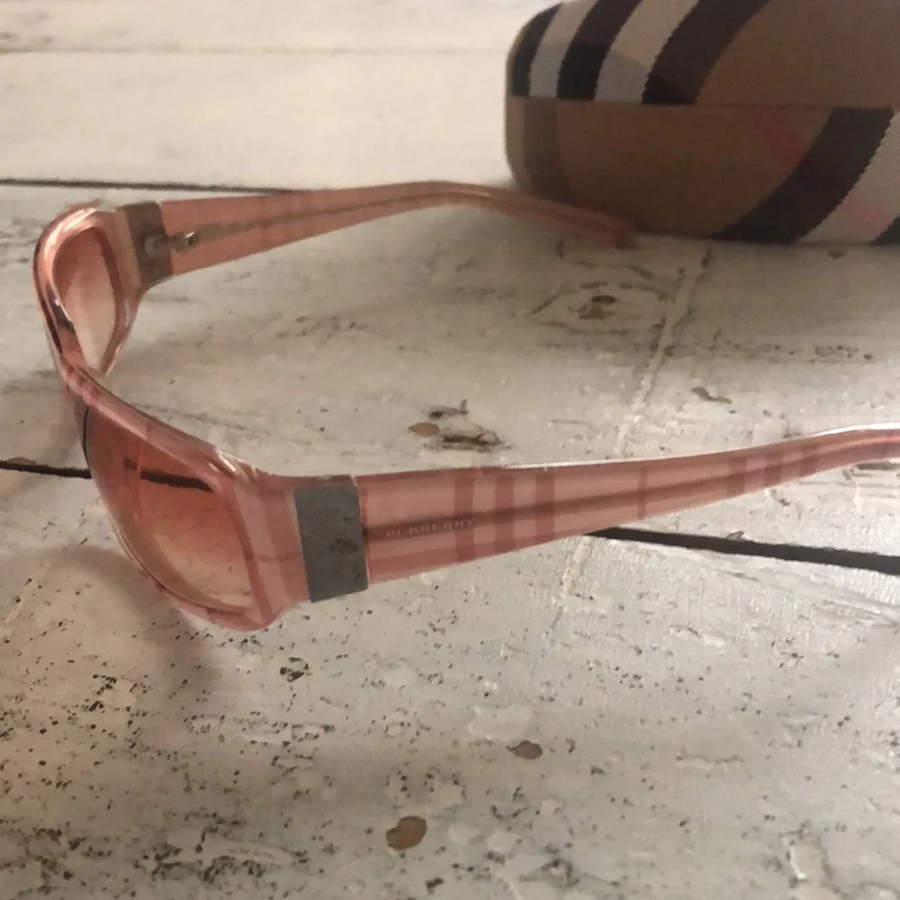 Burberry Pink Plaid Sunglasses - Picture 5 of 9